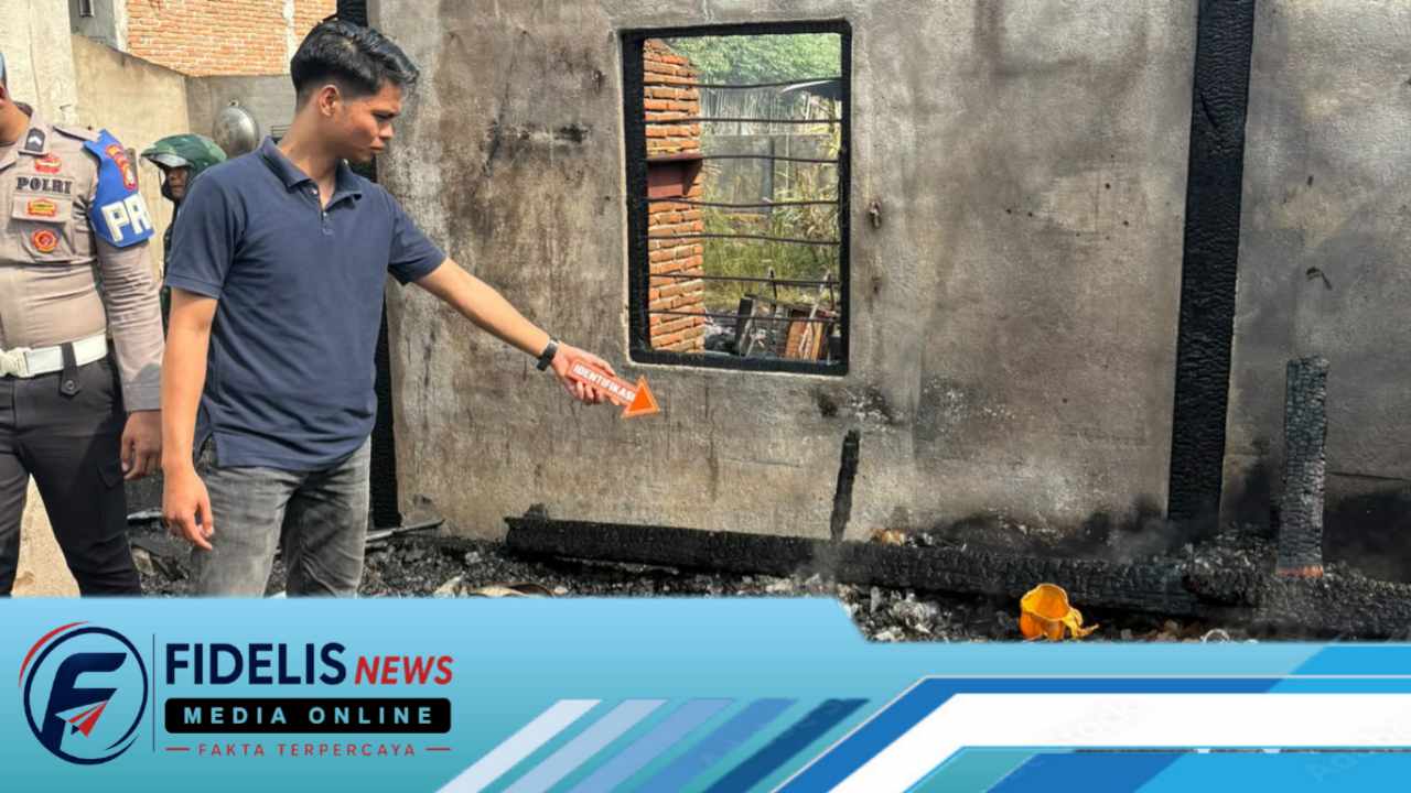 Polres Polman Olah TKP Kebakaran Rumah Pensiunan Polri di Sidorejo, Kerugian Rp110 Juta